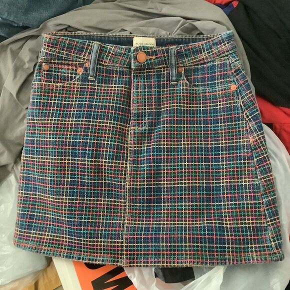 Alice Olivia Rainbow Embroided Mini Skirt - Picture 2 of 6